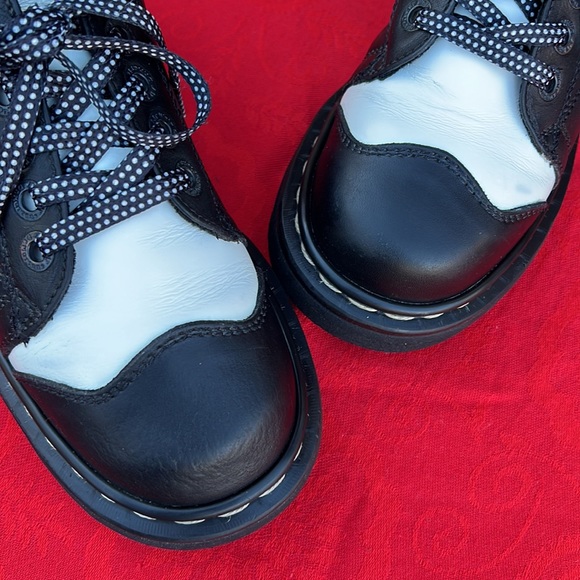 🏴󠁧󠁢󠁥󠁮󠁧󠁿Dr. Martens MIE Vintage Black & White Chunky Platform Oxfords UK 5 - Picture 15 of 17